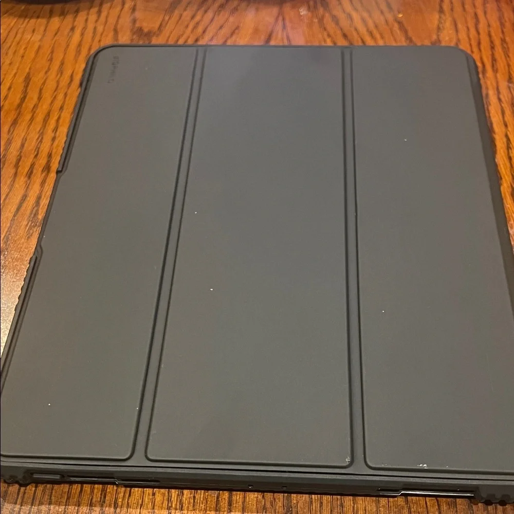 Ipad pro 12.9-inch (3rd Generation) model number A2014Black Tablet Case
